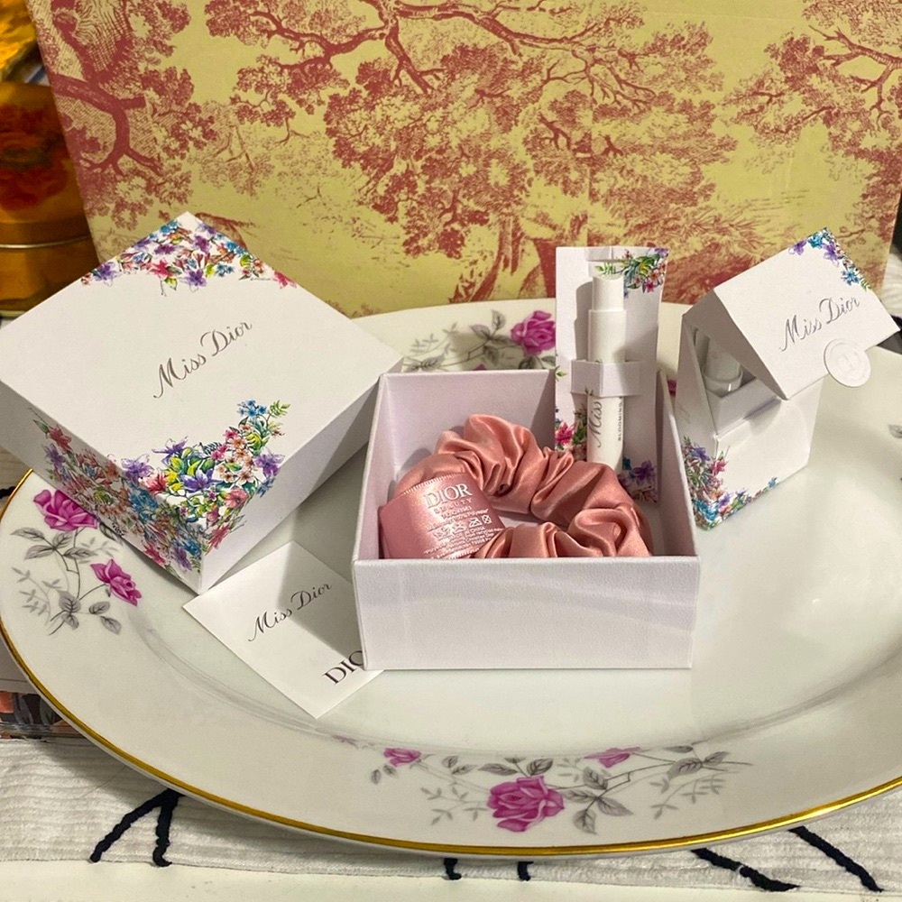 Dior MISS DIOR Limited Edition Gift set